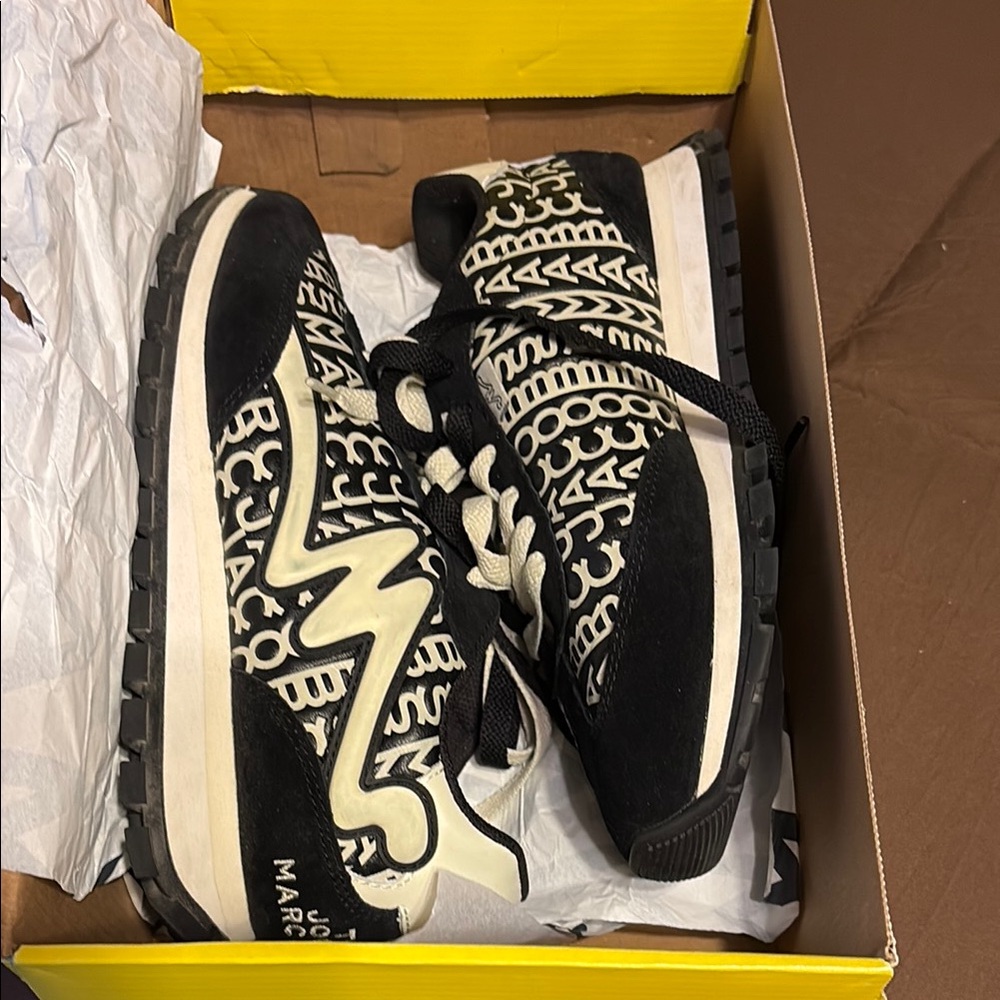 Marc Jacobs Black and White Sneakers with Decorative Accents - Picture 7 of 8